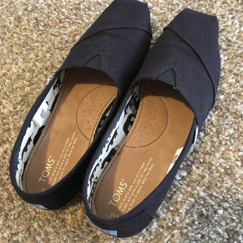 Black Toms